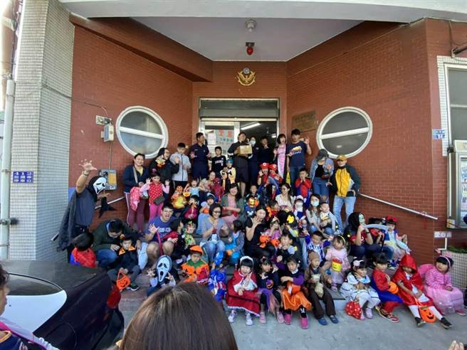 不給糖就搗蛋苑裡中正國小附設幼兒園學與分駐所開心過萬聖節 生活 中時