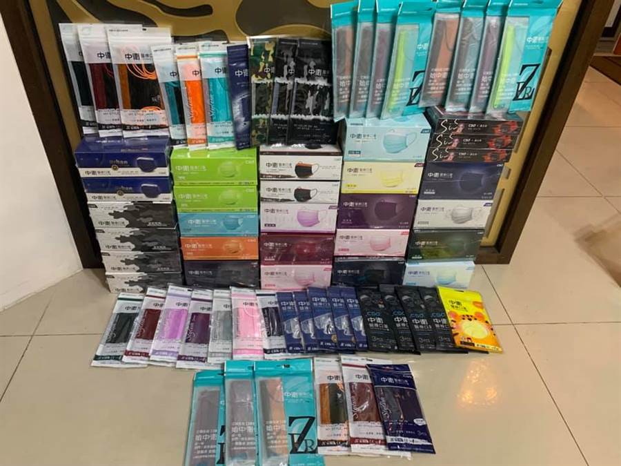 The price of drugstore masks is greatly reduced, which is cheaper than the real name system.  (Photo / Obtained from Mask Spot Information Taiwan MIT Mask Exchange Mask Commune)