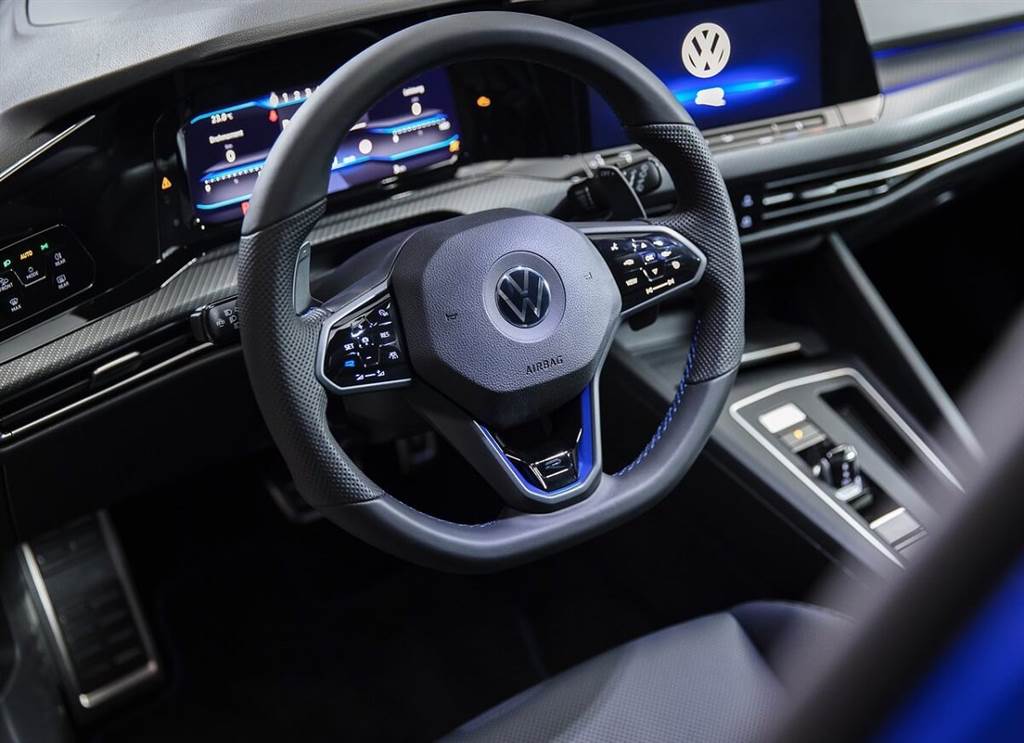 Volkswagen新世代Golf R亮相 並發佈一支8分鐘「任務」短片
