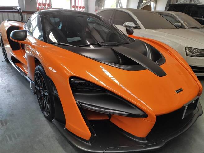 市价7000万元的麦拉伦、限量版McLAREN SENNA 。（张妍溱摄）