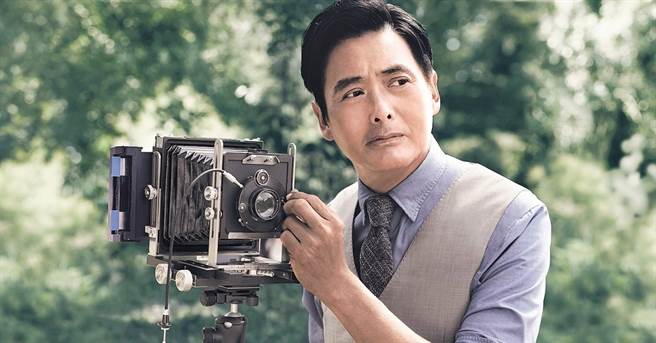 周润发身为巨星 亲民的表现一直让人津津乐道 (图/ 翻摄自etnet经济通)