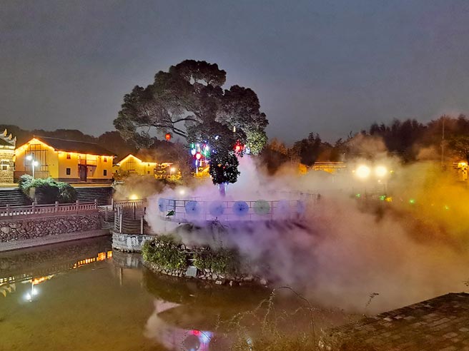 万安县夏木塘村如梦如幻。