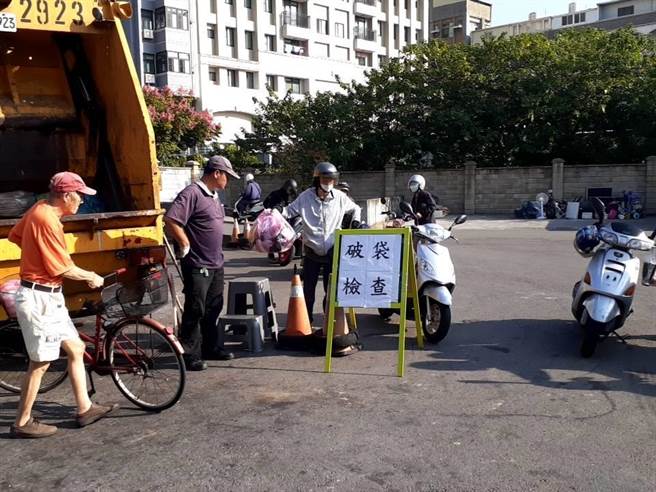 头份市公所清洁队呼吁市民作好垃圾分类。（头份市公所提供／谢明俊苗栗传真）