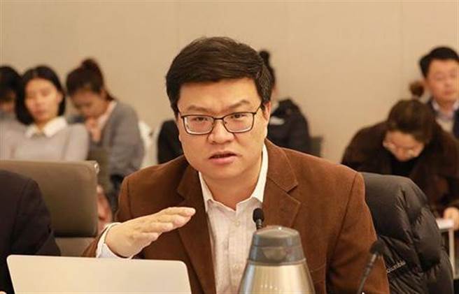 大陆国际关系学院国际政治系主任达巍认为，川普会为防止其政策其被拜登政府逆转，可能在其任上的最后两个月，让蓬佩奥等官员继续破坏中美关系。（图／人民网）