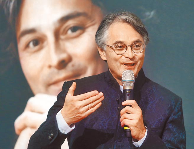 國家交響樂團（NSO）新任藝術顧問簽約記者會日前舉行，新任藝術顧問準．馬寇爾（Jun Markl）表示，音樂是跨越文化的溝通工具，非常期待未來與NSO的合作機會。（范揚光攝）