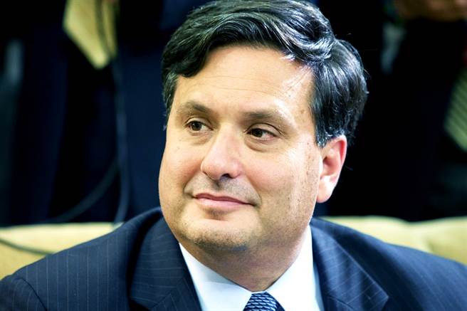 第46任美国总统当选人拜登11日晚间公布新任白宫幕僚长人选为他最信任的竞选助手兼长期盟友克兰（Ron Klain）。（资料照／美联社）