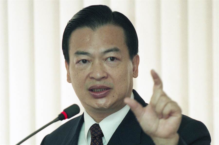 Wei Botao, former chief comptroller and now dean of the School of Finance and Economics at the Sun Wen School, announced his candidacy for the presidency of the Kuomintang.  The picture shows that Wei Botao (formerly known as Wei Duan) took over as chief controller in 1999. (Data Photo / Han Tongqing Photo)