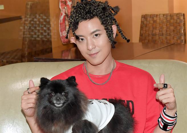 棒棒堂男星节目太敬业 大出血傻问：你的还我的…紧急送医(图/ 取自中时资料库，卢祎祺摄)