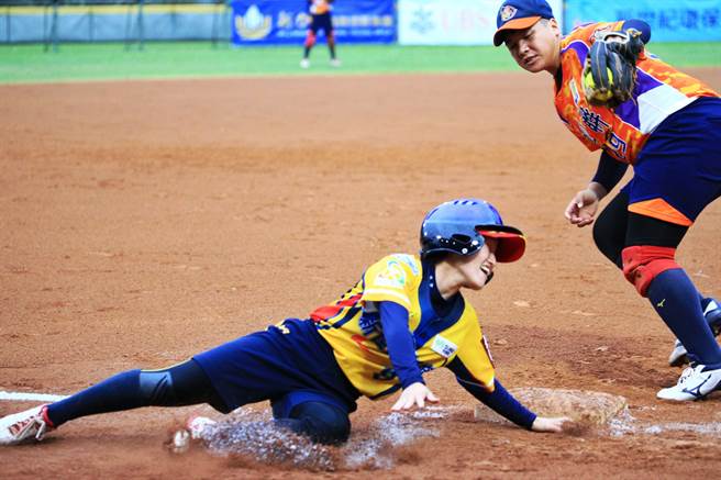 企业女垒联赛总冠军赛第5战明天开打。（资料照／中华垒协提供、廖德修台北传真）