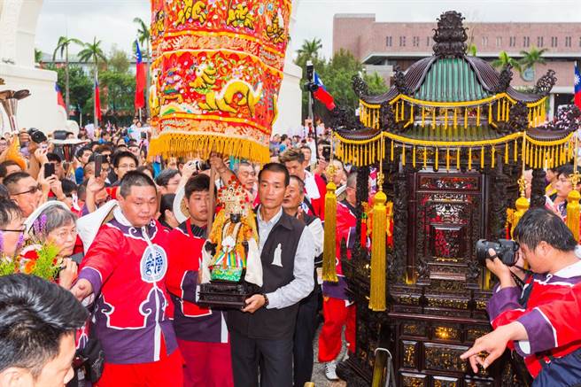 云林北港朝天宫妈祖，300年来首度东巡，下月到花莲与港天宫「双妈会」遶境祈福，是300年来首度东巡。（花莲港天宫提供／王志伟花莲传真）