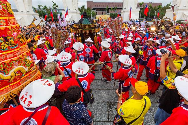 云林北港朝天宫轿班极有特色，是300年来首度东巡。（花莲港天宫提供／王志伟花莲传真）
