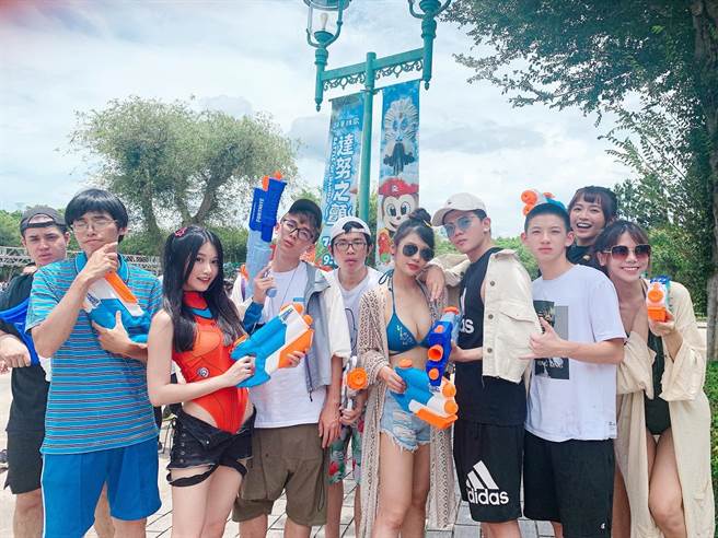 反骨男孩成员。少安为右3者。（图／FB@Wackyboys）