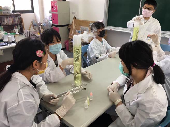 台南市国中小今年争取获得自然科教学设备补助2200万元。（南市府教育局提供／李宜杰台南传真）