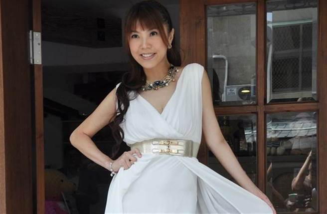 刘乐妍近来帮人进行「微博认证」，被网友指控恐违法。（图／中时资料照）