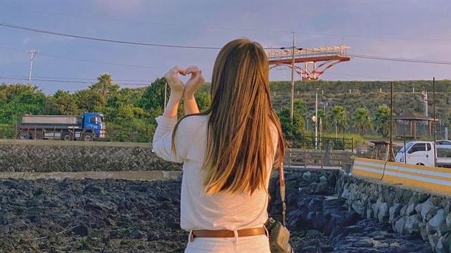 桃竹一名地主千一直以来都隐瞒自己家里的身分，被男友发现一切后，遭对方毅然决然地提分手，让她伤心不已。（图／翻摄自靠北男友2.0）