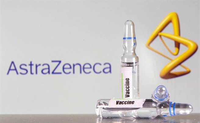 阿斯特捷利康制药公司（AstraZeneca）与牛津大学共同开发的新冠疫苗19日传出捷报，中期的试验结果显示，这支疫苗在60至70岁的年长者身上出现「强烈」免疫反应。（图／路透社）

