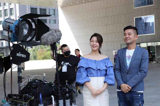 白家绮跟谢承均首次合作。（民视提供）