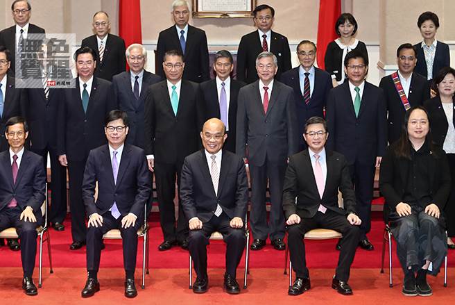 无色觉醒》赖岳谦：蔡英文政府怎么了？内阁团队频频出包？