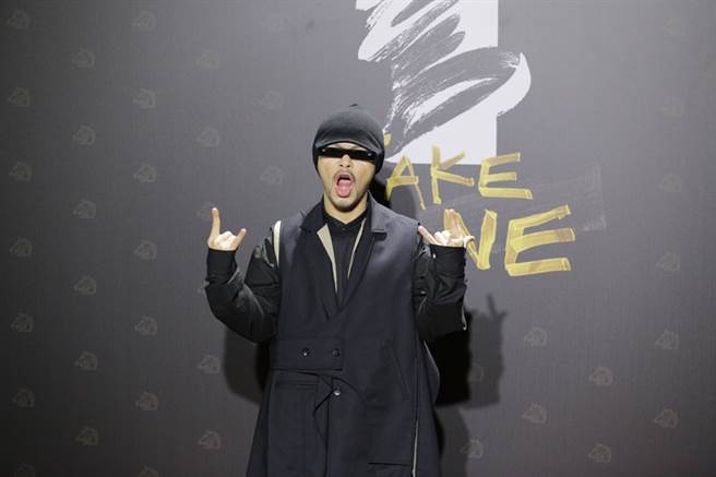 黄明志透露今晚写了一首从未发表过的歌要献唱献给金马奖。（图／廖映翔摄）