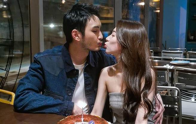 吕锐闪婚仙女新欢。(图/翻摄自吕锐IG)