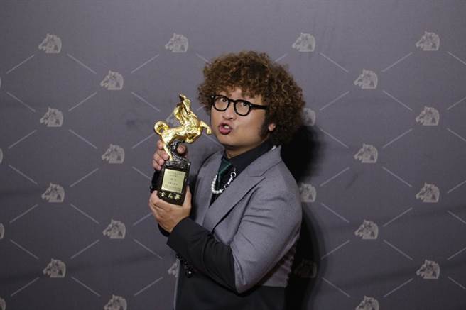 纳豆夺下金马57最佳男配角。（图／廖映翔摄）
