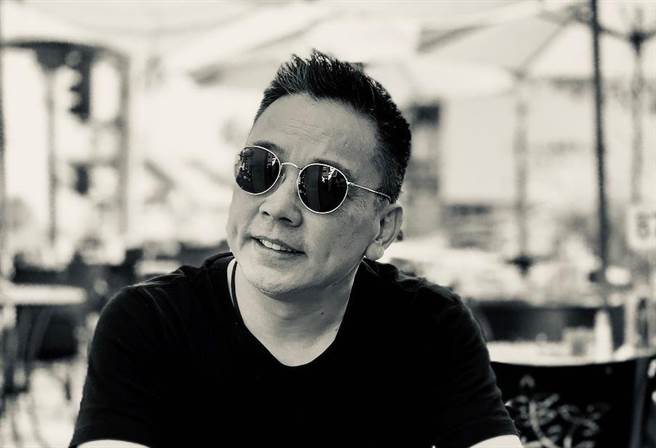 命理专家詹惟中透过扑克牌占卜，说明各月份寿星本周的财运运势。(图翻摄自IG/詹惟中)