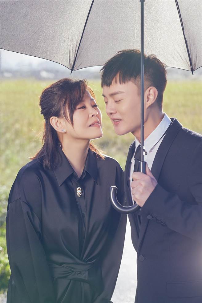 許富凱新歌MV邀好友方馨一同演出。（凱聲影藝提供）