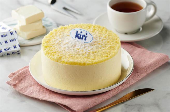 We Sweet x kiri新品，法式双层乳酪蛋糕，每盒约300g，149元。（全联提供）