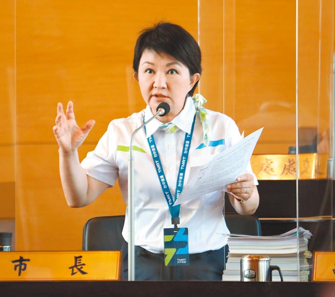 中捷列車21日發生異常事件，台中市長盧秀燕強調，「不會為通車而通車！」（陳世宗攝）