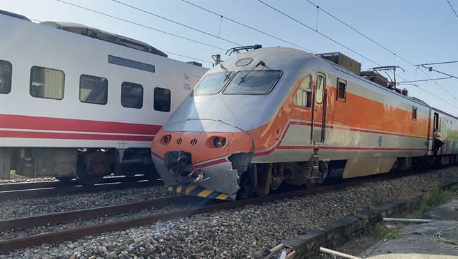 竹科主管央搭火车因坐过站，独自摸黑走铁轨回月台，遭自强号撞上。（图／示意图／本报资料照）