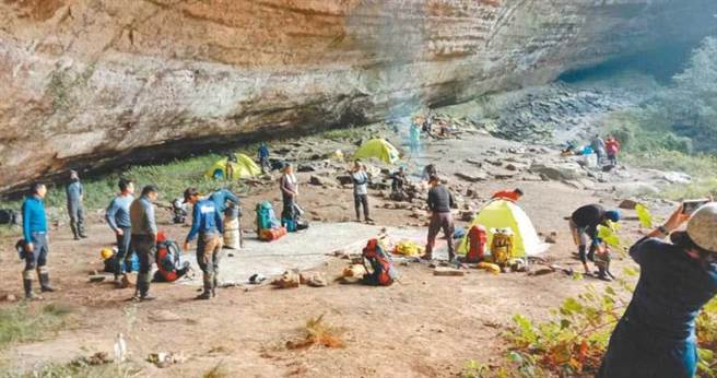 千人洞景色优美，吸引不少山友在此地扎营。（图／报系资料照）