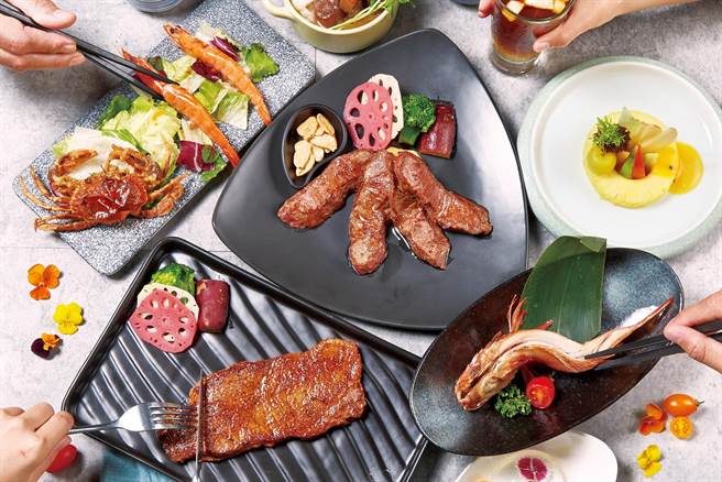 陶板屋一直是家庭客的聚餐首选，也适合走暖派的微型公司年终聚餐选择。（王品提供）