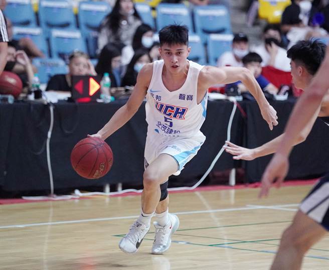 健行科大高锦玮本季首次上场。（大专体总提供）