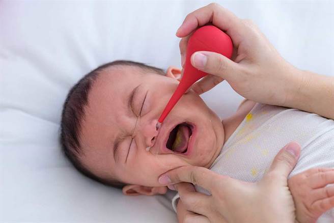 ▲一些家长习以为常的感冒症状，其实是过敏的表现。图/ Shutterstock