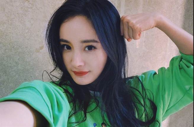 大陆当红女星杨幂。(取自杨幂微博)