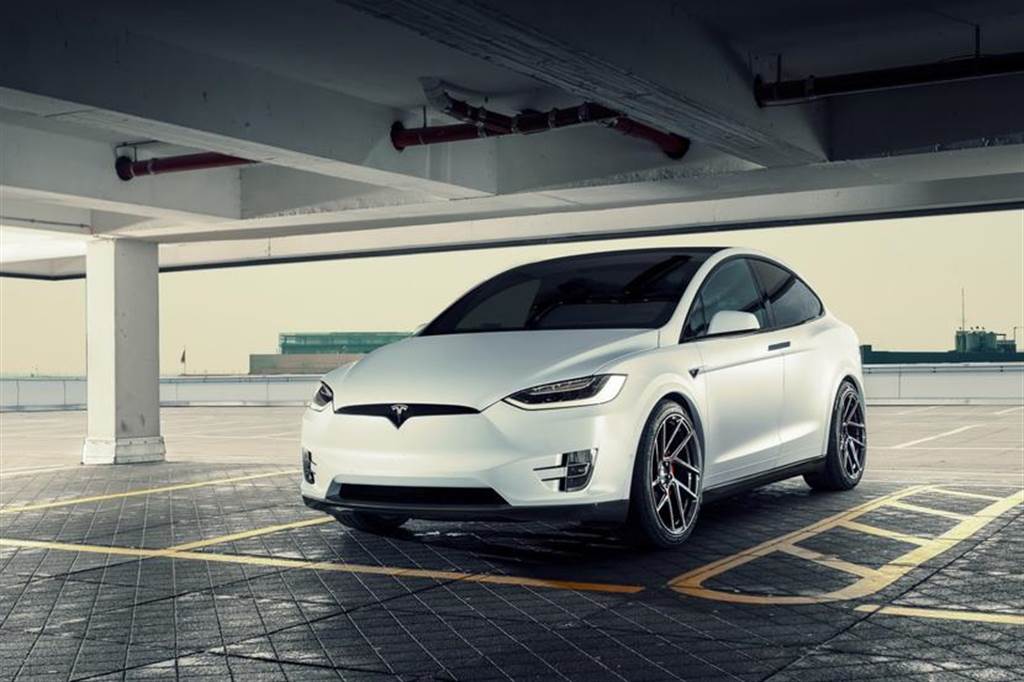 Model X / S 改款傳言再起：明年初新款準備亮相？歐洲漲價又延後交車是為它？
