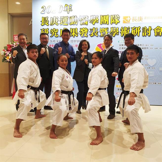 林口长庚医院28日举办首届「长庚运动医学成果发表暨学术研讨会」。希望从运动医学、防护、营养、禁药、心理与研究各方面协助选手。（院方提供／赖佑维桃园传真）