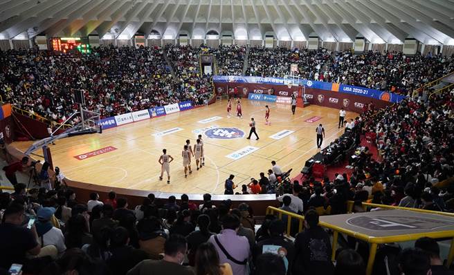 109学年度富邦人寿UBA男一级第四阶段预赛不开放观眾进场，请球迷透过转播支持喜爱球队。（资料照／大专体总提供）