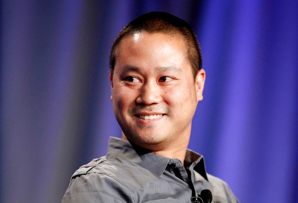 網路最大鞋商Zappos台裔創辦人謝家華（Tony Hsieh）27日辭世，他生前身價達8億美元，不過卻住在每個月只需要付950美元的拖車裡。（資料照／路透社）
