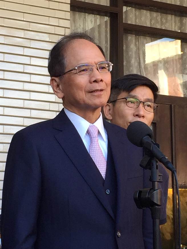 卢秀燕突袭AIT反莱猪，游锡堃：外交表现应该更有礼貌一点。(中时资料照)