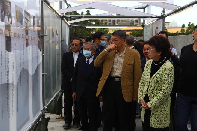 前副总统吕秀莲30日出席黄信介民主纪念特展。（张立勋摄）