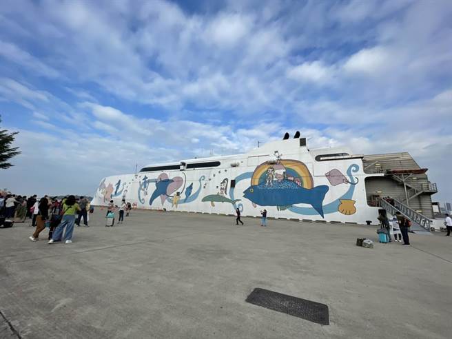 南市府观旅局将于明年春节推出丽娜轮「安平-澎湖」航班。（观旅局提供／李宜杰台南传真）