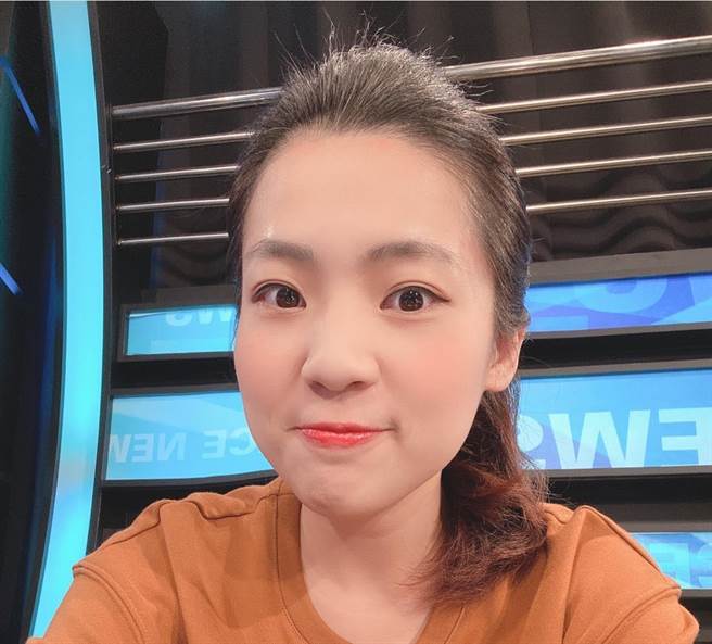 信功PO声明「被苏贞昌拖下水」，国民党台北市议员徐巧芯：听见啪啪啪的声音。(图/翻摄自 徐巧芯 脸书)