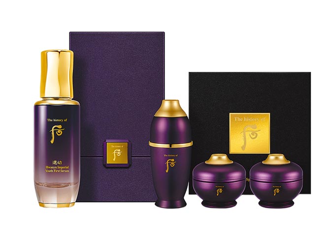whoo后还幼本初精华典藏礼盒，内含还幼本初精华75ml、还幼青春美肌3件组（还幼津液7ml、还幼膏4ml、还幼眼霜4ml），总价值1万6960元，售价9680元。（Whoo后提供）