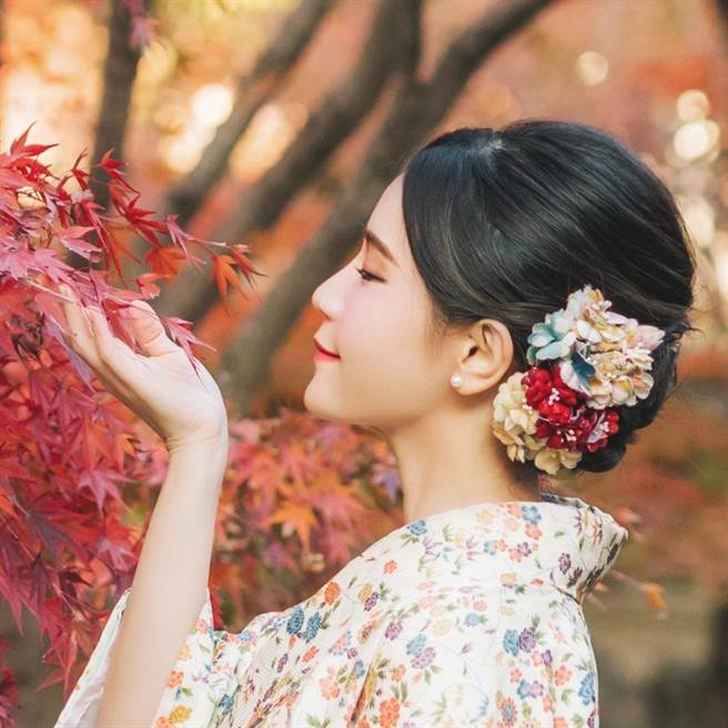 Umie是知名美妆旅游部落客，因肖像权纠纷与医美诊所对簿公堂。（取自Umie脸书）