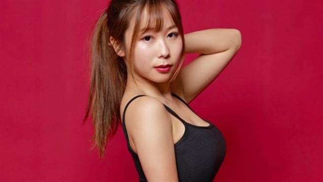 早川小百合来台追明星梦。（图／IG@小百合）