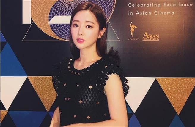 洪秀儿赴陆发展被提议整容，从精灵女神变成韩国范冰冰，多年来一直遭到非议。(翻摄自洪秀儿IG)