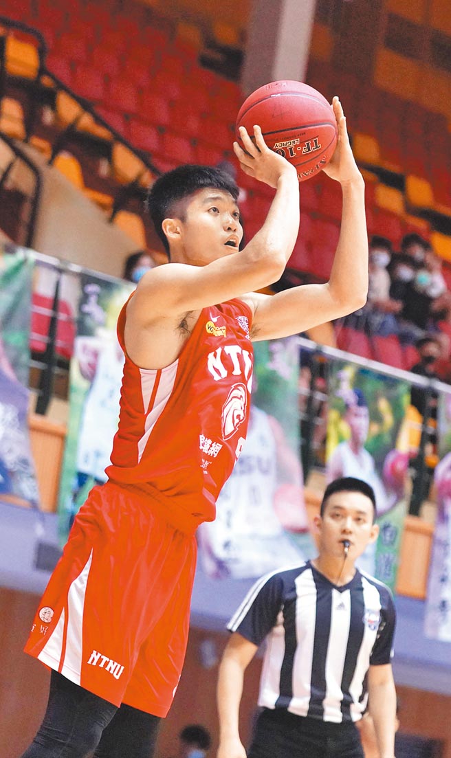 台师大董永全昨天对台湾体大拿下23分。（大专体总提供）
