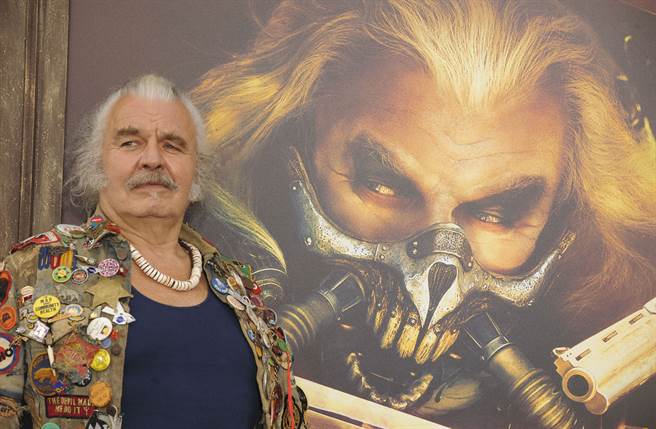 《疯狂麦斯》大反派不死老乔撑不过2020，今证实在医院辞世，享寿73岁。(图／达志提供)