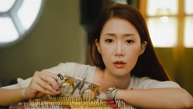 小玉儿跨界歌坛推出新歌。（齐映国际提供）